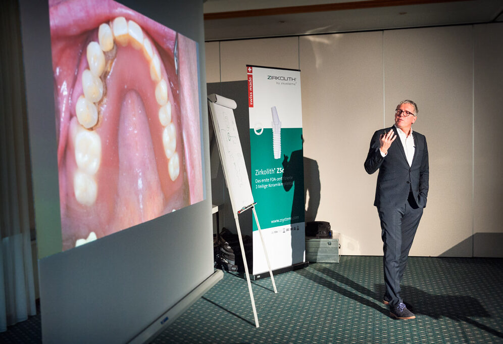 Referent Dr. Ralf Lüttmann. Fortbildung Zirkon Implantate