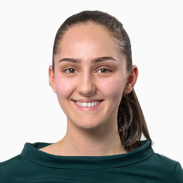 Julia Winder
Auszubildende